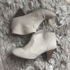 Anthropologie white low heeled boot